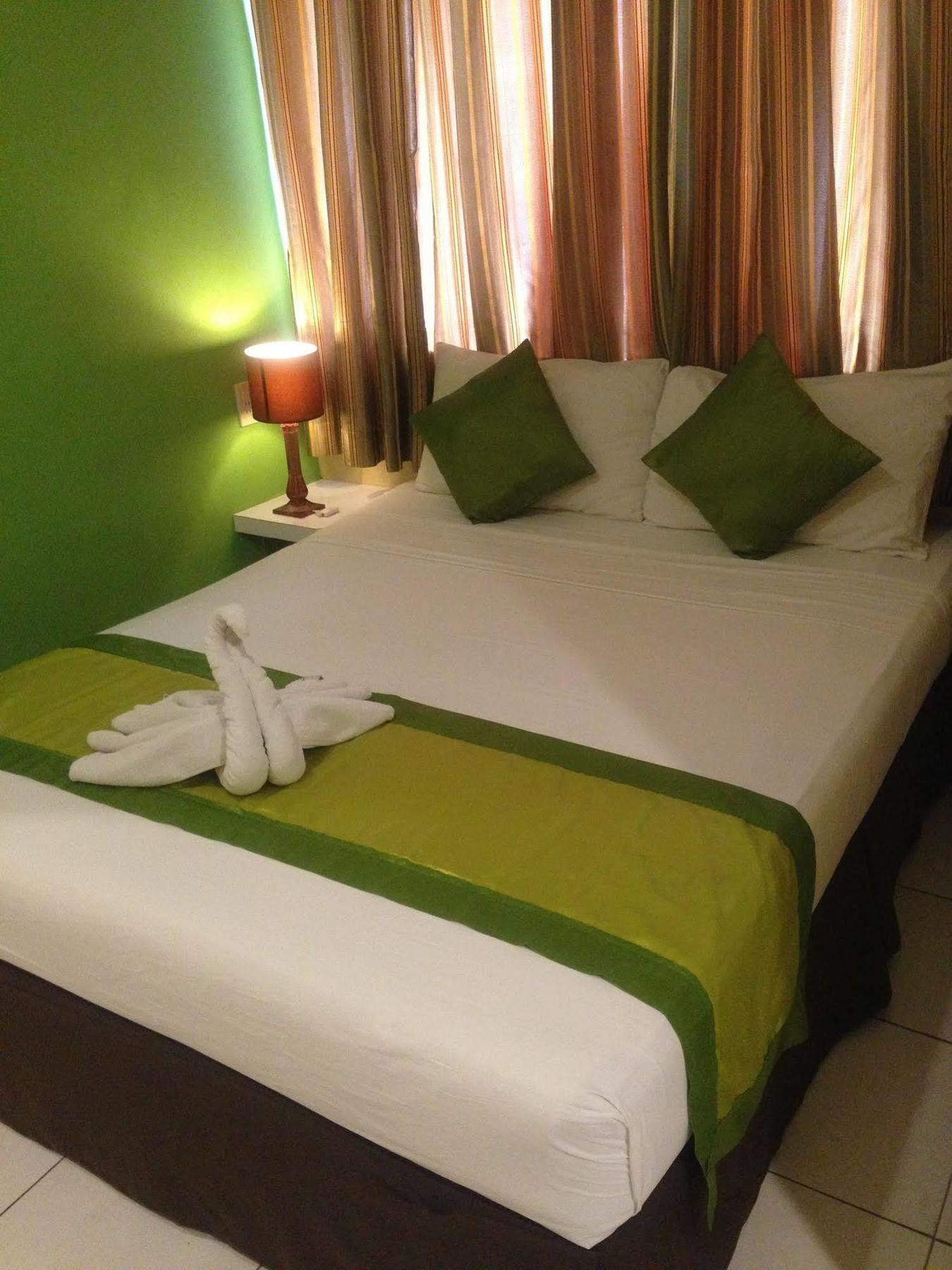 Hotel R Capitol Cebu